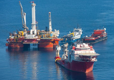 Governance Board stakeholders not only provide guidance but also promote shared ownership in the successful outcome of the project (Static Kill project photo courtesy of BP p.l.c.)